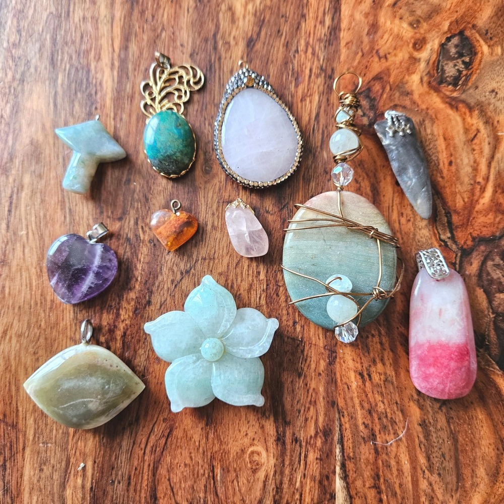 11pc Mixed Gemstone Crystal Pendant Lot Amethyst Rose Quartz Amber Heart Flower